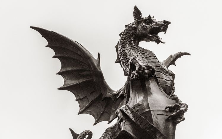 Jormungandr ist die Schlange von Midgard und mein Lieblingsgeist.